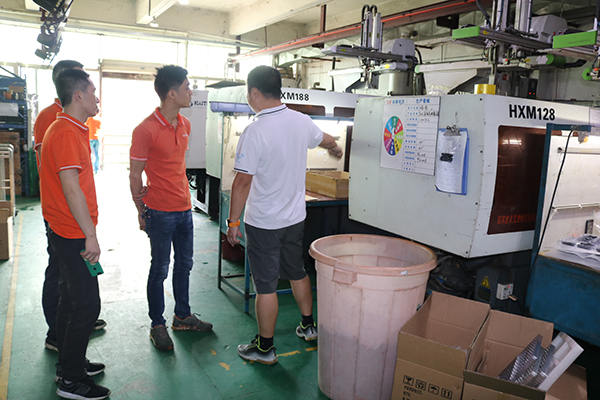塑膠模具廠——博騰納12年專注塑膠模具定制、注塑加工