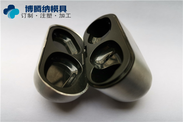 保護版權想私模定制？趕緊找博騰納藍牙耳機模具廠