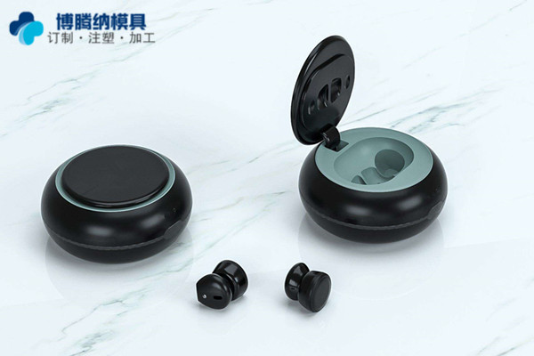 深圳塑膠模具博騰納出品——藍牙耳機外殼有分模線，你看不見